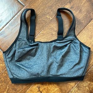 Wacoal 32DDD Underwire Convertible Sports Bra